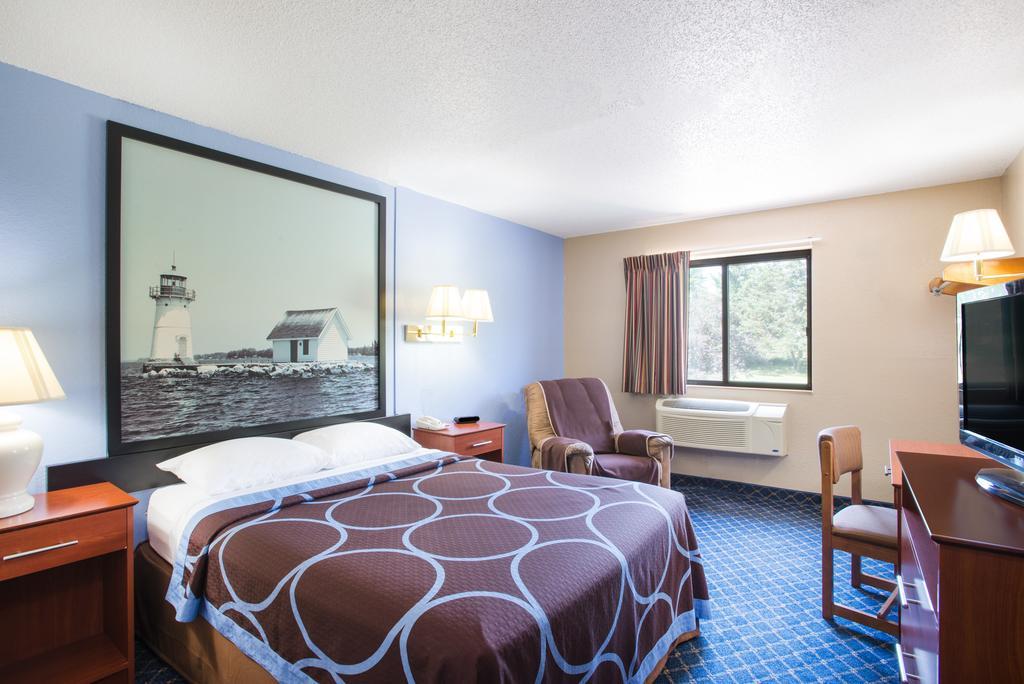 Motel Super 8 By Wyndham Massena Ny Zewnętrze zdjęcie